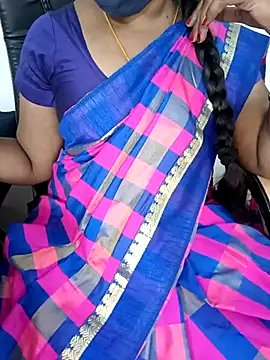 Snapshot of Tamil-hotwife chatting on February 2025 01:41:01 PM Tamil-hotwife online show from February 2025 01:41:01 PM