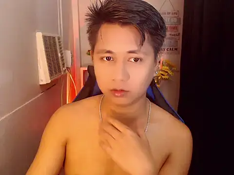 khael moreno online show from November 2025 10:54:01 PM