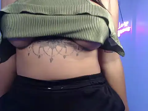 Snapshot of Miss_Ivanawolf chatting on January 2025 06:28:01 PM Miss Ivanawolf online show from January 2025 06:28:01 PM