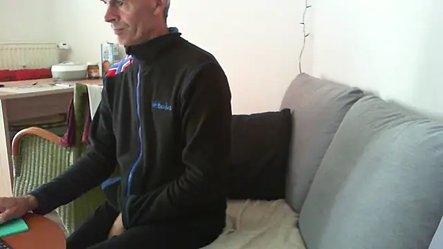 Manuchao 666 online show from June 2026 10:58:02 AM