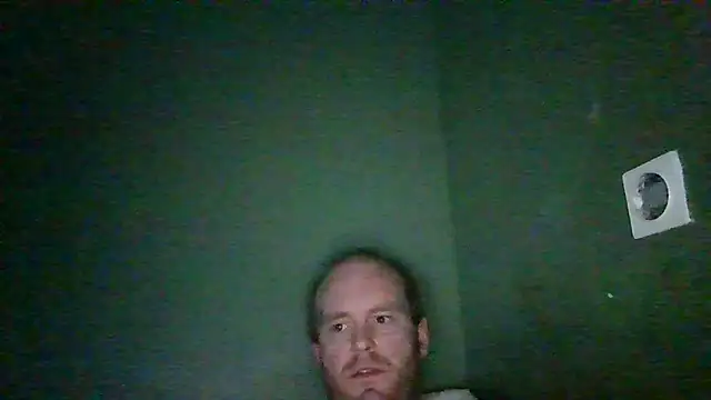 Snapshot of Janssen88 chatting on November 2025 11:35:01 PM Janssen88 online show from November 2025 11:35:01 PM