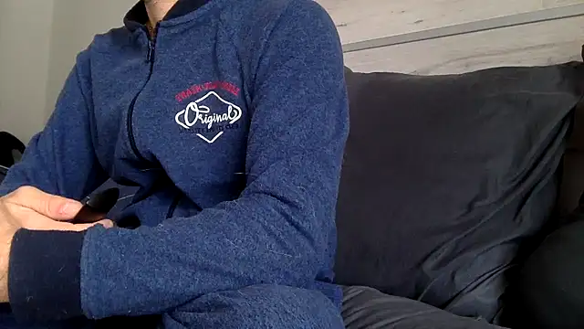 Snapshot of curioushetero chatting on January 2025 02:17:02 PM curioushetero online show from January 2025 02:17:02 PM