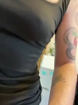 Daisy Michto Officiel online show from February 2025 08:59:01 AM