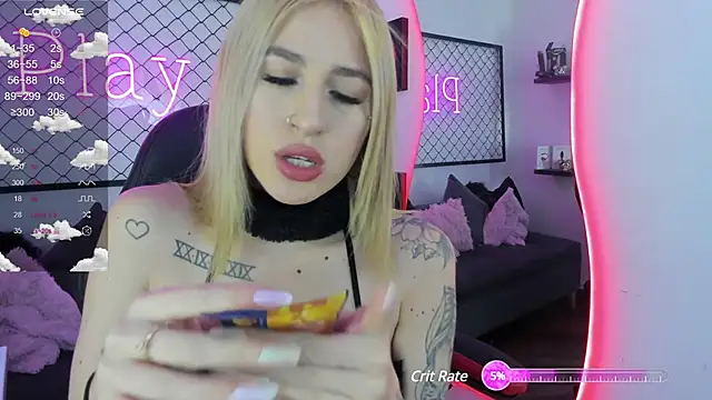 Snapshot of Atenea_Klett_ chatting on December 2024 01:09:02 PM Atenea Klett online show from December 2024 01:09:02 PM