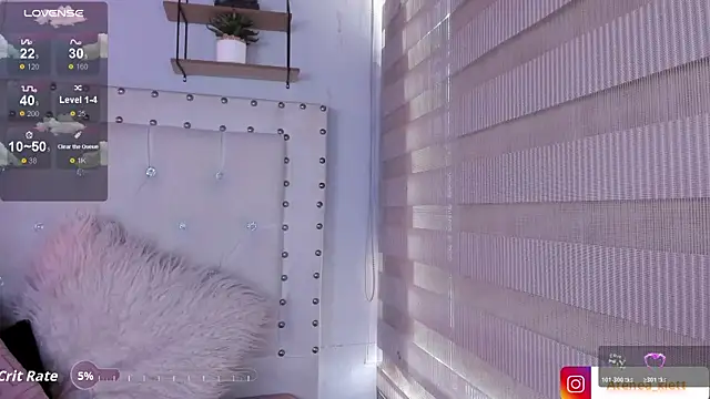 Atenea Klett  online show from June 2026 02:33:01 PM