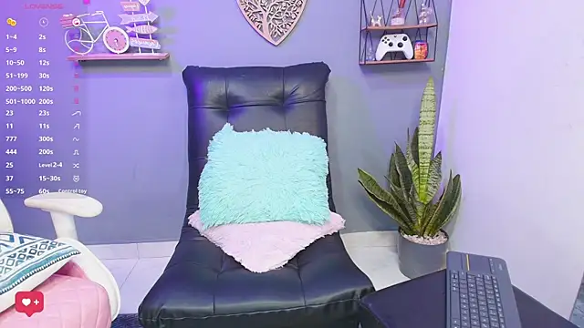 kateadams1 online show from April 2026 08:14:01 PM