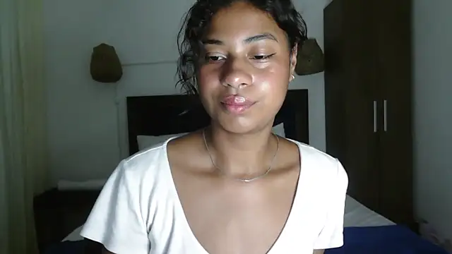 dark enchantress  online show from March 2026 07:35:01 PM