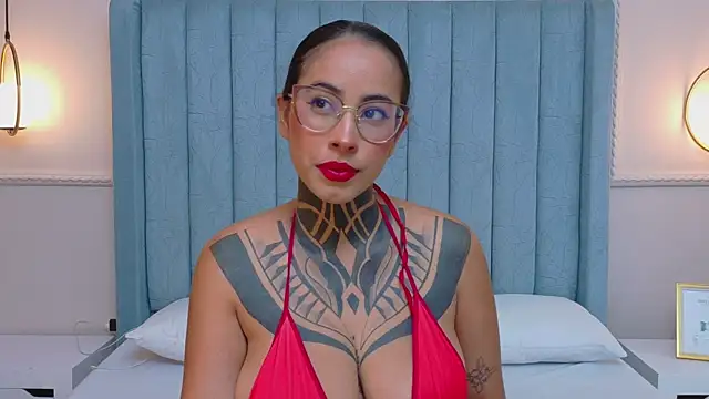 NicoleBlum online show from May 2026 09:10:01 PM