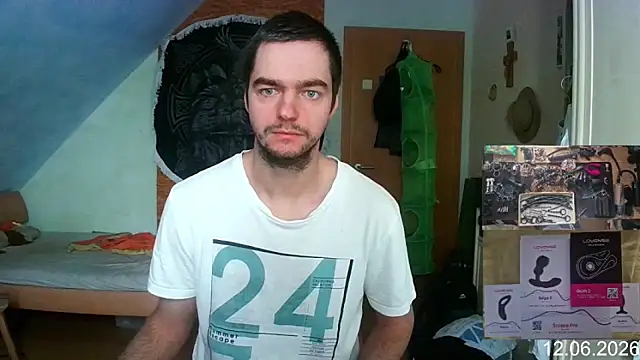Chris23547 online show from June 2026 07:51:02 AM