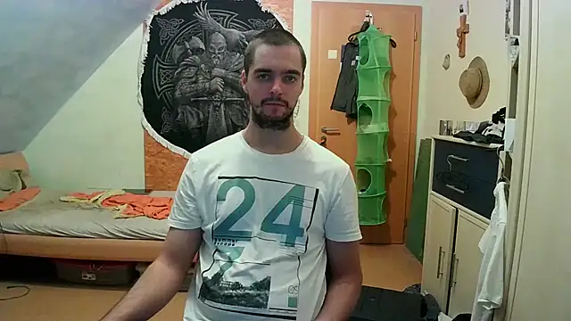 Chris23547 online show from August 2026 05:33:02 PM