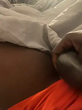 Snapshot of little0245 chatting on December 2024 06:12:01 PM little0245 online show from December 2024 06:12:01 PM