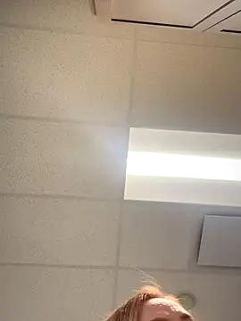 Snapshot of cinnatitties chatting on October 2025 04:19:02 PM cinnatitties online show from October 2025 04:19:02 PM