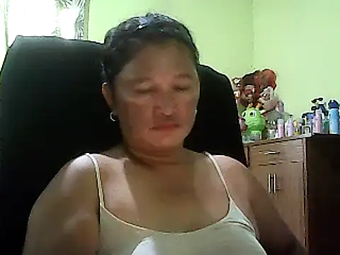 Snapshot of hott_scarlett chatting on January 2025 07:18:02 AM hott scarlett online show from January 2025 07:18:02 AM