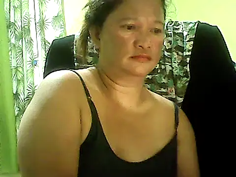 Snapshot of hott_scarlett chatting on February 2025 12:35:02 PM hott scarlett online show from February 2025 12:35:02 PM