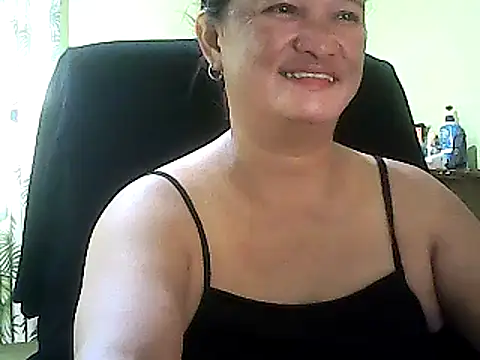 Snapshot of hott_scarlett chatting on March 2025 02:04:02 AM hott scarlett online show from March 2025 02:04:02 AM