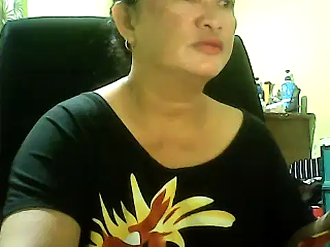 Snapshot of hott_scarlett chatting on March 2025 01:56:02 PM hott scarlett online show from March 2025 01:56:02 PM