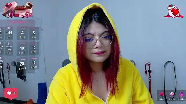 Snapshot of Catwhite_ chatting on February 2025 12:08:01 PM Catwhite online show from February 2025 12:08:01 PM