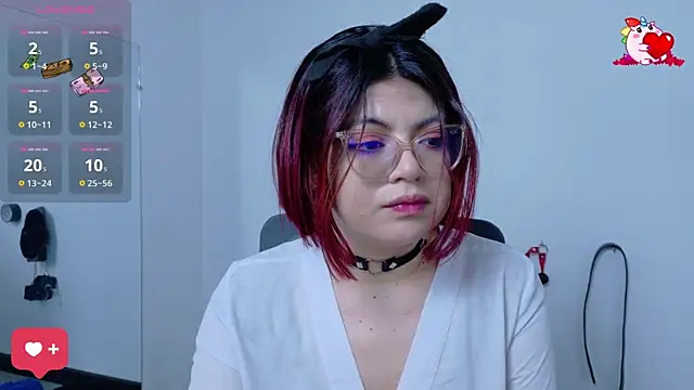 Snapshot of Catwhite_ chatting on March 2025 12:23:02 PM Catwhite online show from March 2025 12:23:02 PM