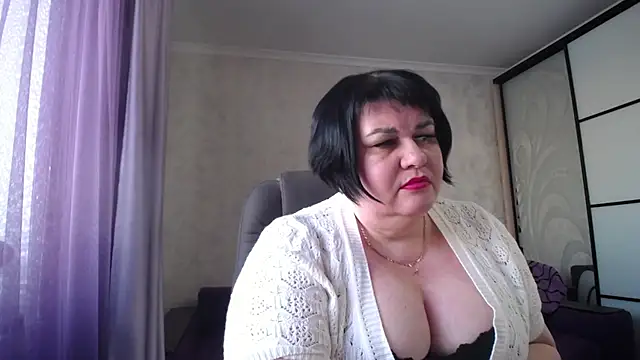 JuicyLady Di online show from February 2025 02:10:02 PM