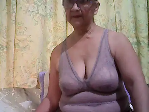 ScorpionLove12 online show from November 2025 05:55:02 PM