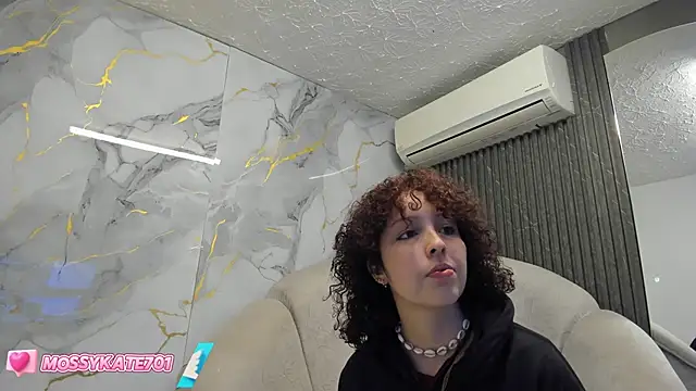 Katemoss70 online show from February 2025 12:10:02 PM