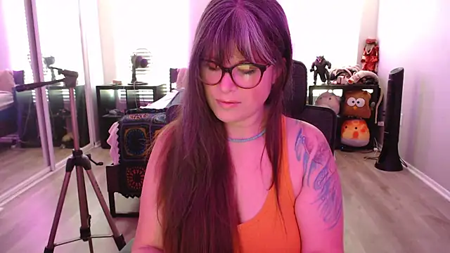 Snapshot of TheLenaAdams chatting on September 2025 03:55:02 PM TheLenaAdams online show from September 2025 03:55:02 PM
