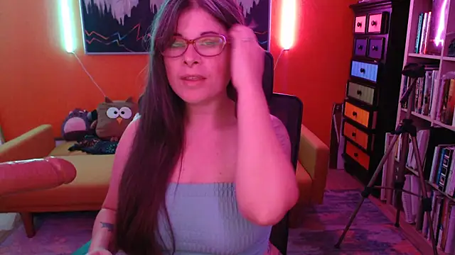 Snapshot of TheLenaAdams chatting on December 2025 12:53:01 AM TheLenaAdams online show from December 2025 12:53:01 AM