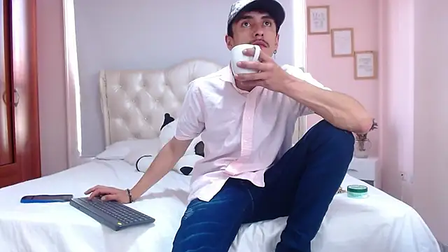 ryan maxy online show from January 2025 06:32:01 PM