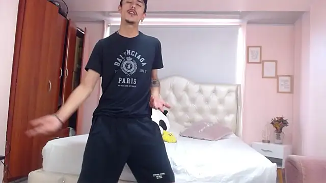 ryan maxy online show from January 2025 03:32:02 PM