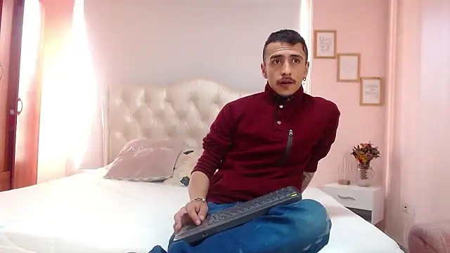 ryan maxy online show from February 2025 01:09:02 PM