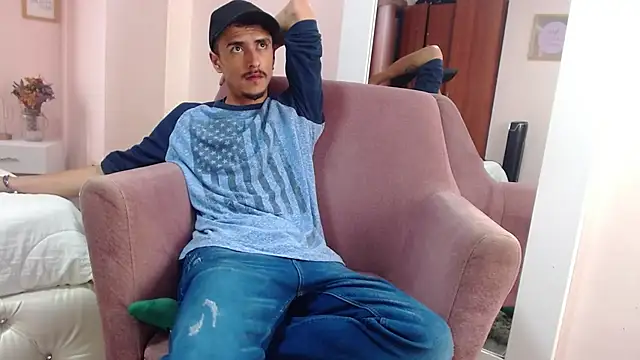 ryan maxy online show from February 2025 07:38:01 PM