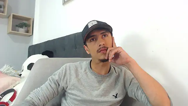 ryan maxy online show from February 2025 03:25:02 PM