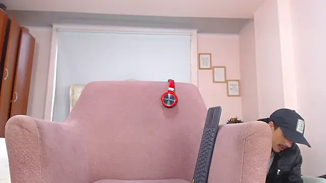 ryan maxy online show from February 2025 12:34:02 PM