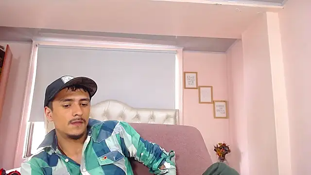 ryan maxy online show from March 2025 07:34:02 PM