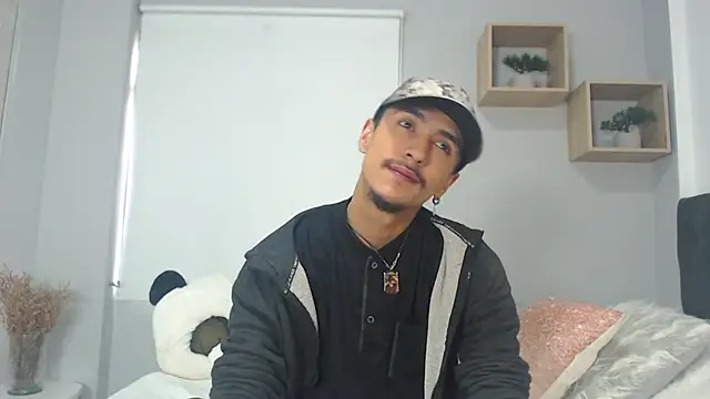 ryan maxy online show from March 2025 12:36:02 PM