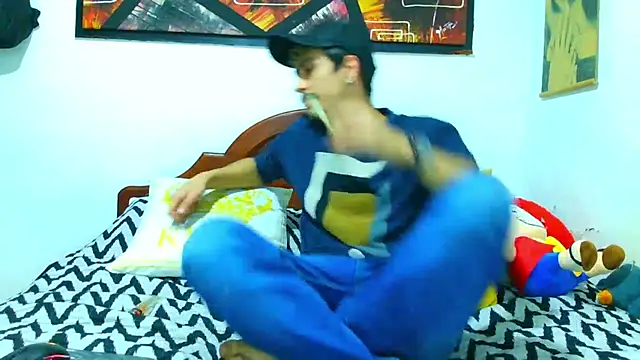 ryan maxy online show from October 2025 12:00:01 AM