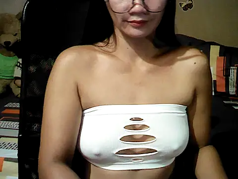 Mia Rein online show from March 2026 11:16:01 AM