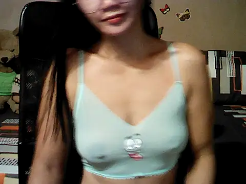 Mia Rein online show from March 2026 11:27:01 AM