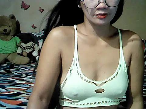 Mia Rein online show from June 2026 01:34:02 PM
