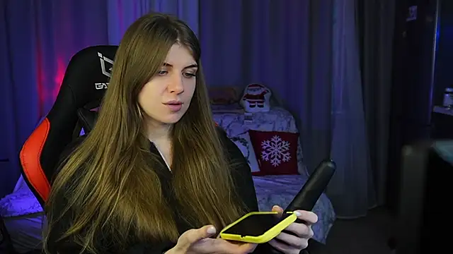 Just alice online show from December 2024 12:45:02 PM