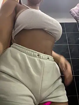 Snapshot of belaa_1 chatting on January 2026 10:12:02 PM belaa 1 online show from January 2026 10:12:02 PM