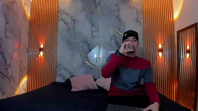 Pleasure Vibes23 online show from February 2025 09:12:01 PM