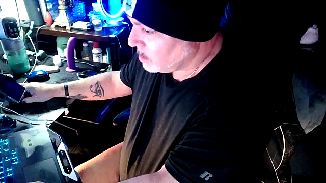 Snapshot of Drake_DVamp chatting on September 2025 04:48:02 AM Drake DVamp online show from September 2025 04:48:02 AM