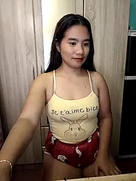 Snapshot of Kissy07 chatting on February 2025 09:46:02 AM Kissy07 online show from February 2025 09:46:02 AM