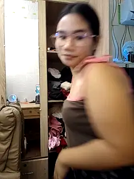 Snapshot of Kissy07 chatting on November 2025 02:13:01 AM Kissy07 online show from November 2025 02:13:01 AM