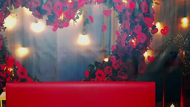 Snapshot of MilaLoona chatting on March 2025 07:36:01 AM MilaLoona online show from March 2025 07:36:01 AM