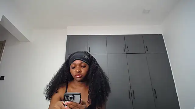 Pretty Liya08 online show from June 2026 05:47:01 PM