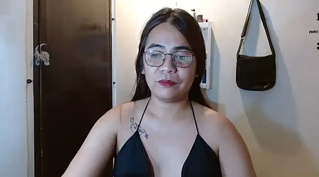 Snapshot of IvanaSuck_Cock chatting on December 2024 12:33:01 AM IvanaSuck Cock online show from December 2024 12:33:01 AM