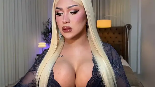 Your Majesty Tyra online show from October 2025 05:06:01 AM