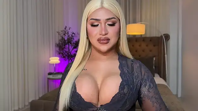 Your Majesty Tyra online show from October 2025 05:18:01 AM